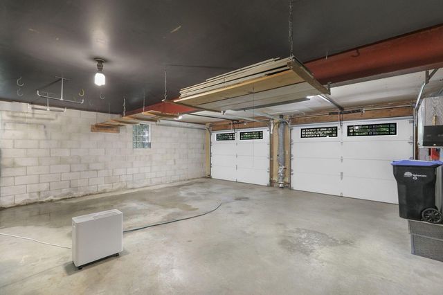 3 Snowy Owl Lane, North Oaks, MN 55127