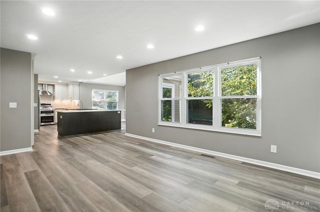352 Sentinel Oak Drive, Centerville, OH 45458