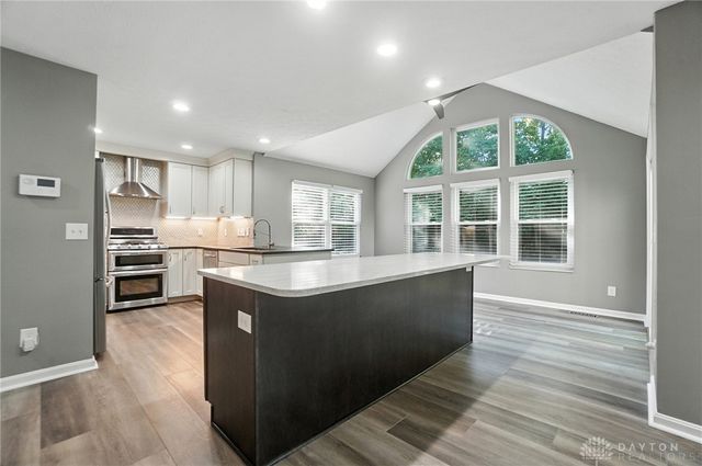 352 Sentinel Oak Drive, Centerville, OH 45458
