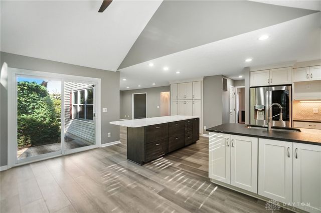 352 Sentinel Oak Drive, Centerville, OH 45458