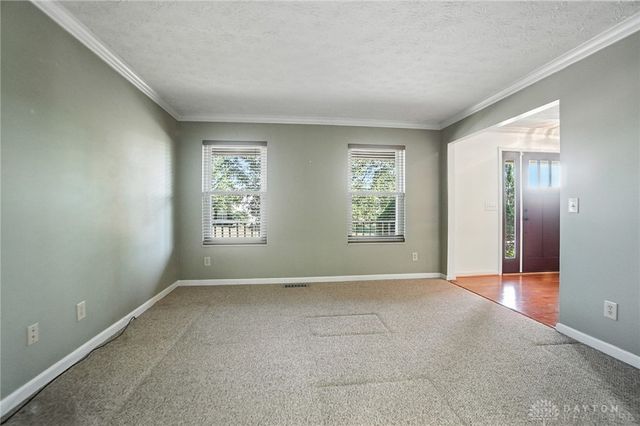352 Sentinel Oak Drive, Centerville, OH 45458