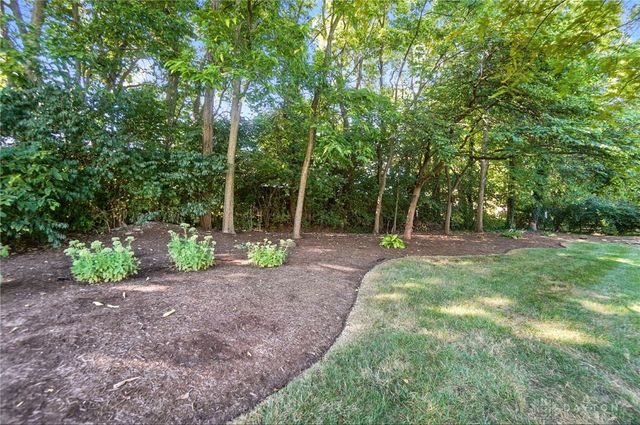 352 Sentinel Oak Drive, Centerville, OH 45458