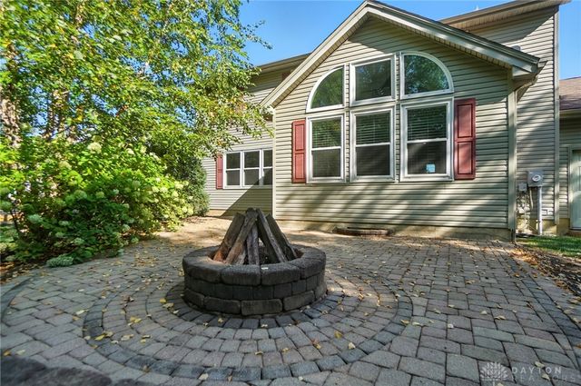 352 Sentinel Oak Drive, Centerville, OH 45458