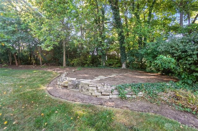 352 Sentinel Oak Drive, Centerville, OH 45458