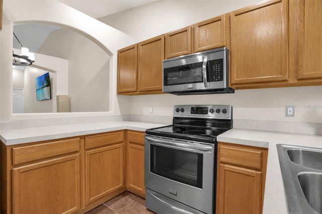 2830 OSPREY COVE PLACE 203, Kissimmee, FL 34746