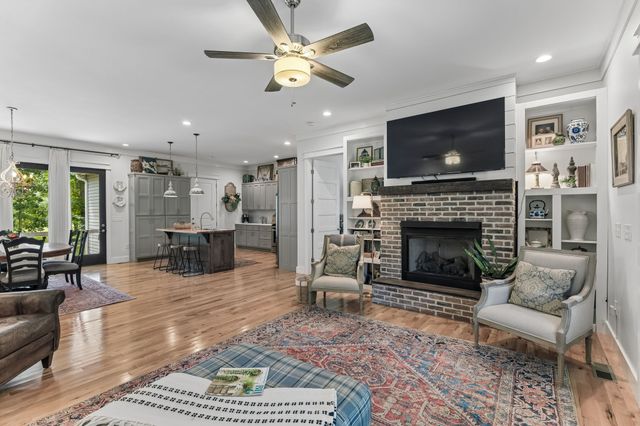 1 Lillie Ln, Lawrenceburg, TN 38464