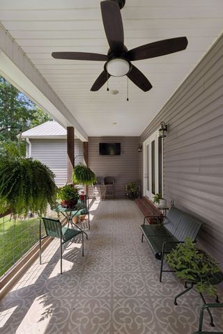1 Lillie Ln, Lawrenceburg, TN 38464