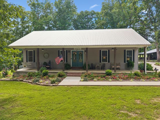 1 Lillie Ln, Lawrenceburg, TN 38464