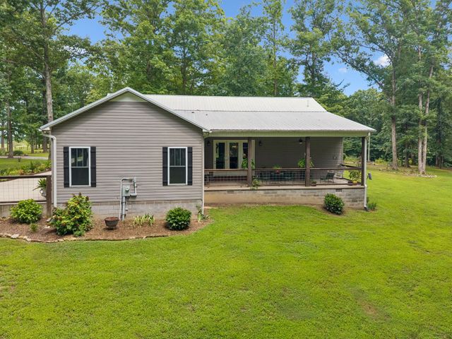 1 Lillie Ln, Lawrenceburg, TN 38464