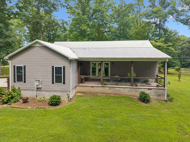 1 Lillie Ln, Lawrenceburg, TN 38464