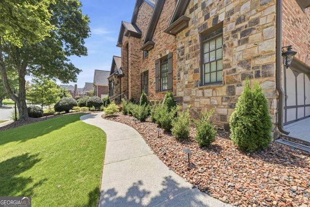 2711 Trailing Ivy Way, Buford, GA 30519