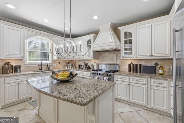 2711 Trailing Ivy Way, Buford, GA 30519