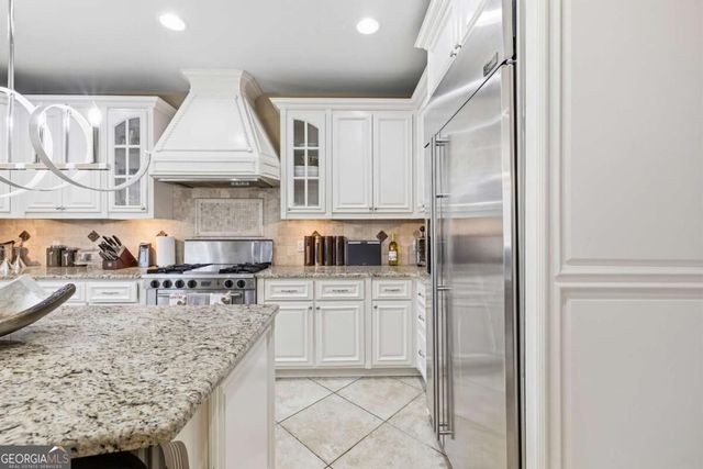 2711 Trailing Ivy Way, Buford, GA 30519