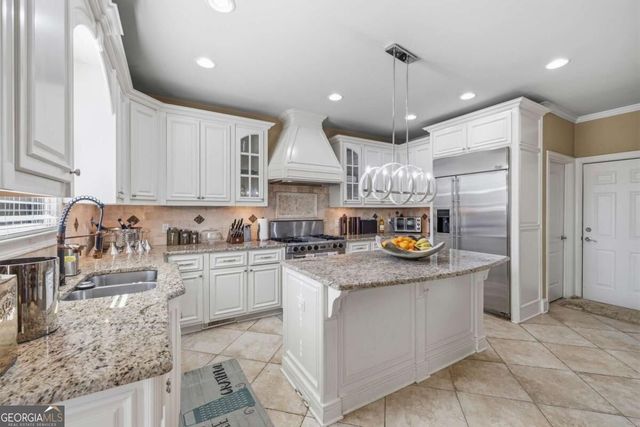 2711 Trailing Ivy Way, Buford, GA 30519