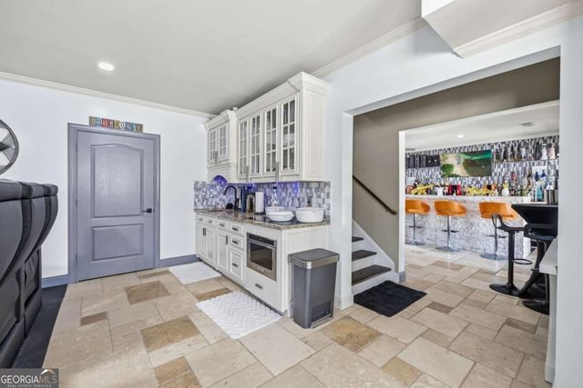 2711 Trailing Ivy Way, Buford, GA 30519