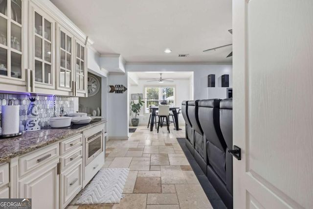 2711 Trailing Ivy Way, Buford, GA 30519