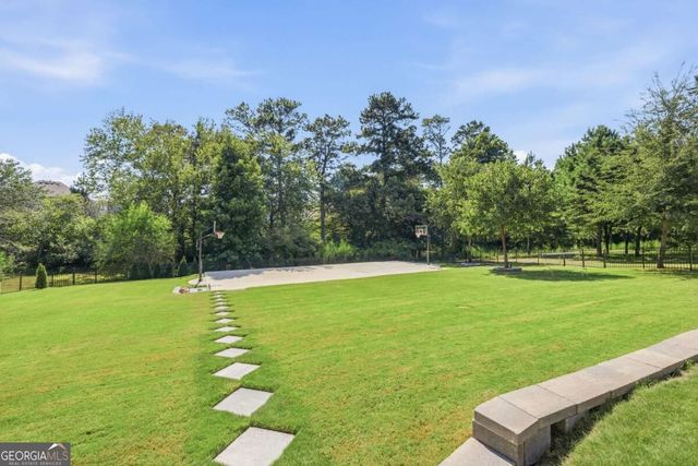 2711 Trailing Ivy Way, Buford, GA 30519