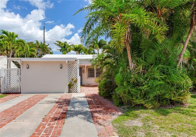 16107 GULF BOULEVARD, Redington Beach, FL 33708