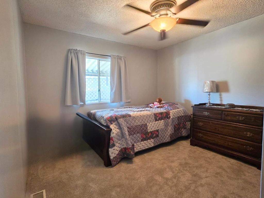 Image 11 of property listing at 30501 Auberry Road # 32, Auberry, CA 93602