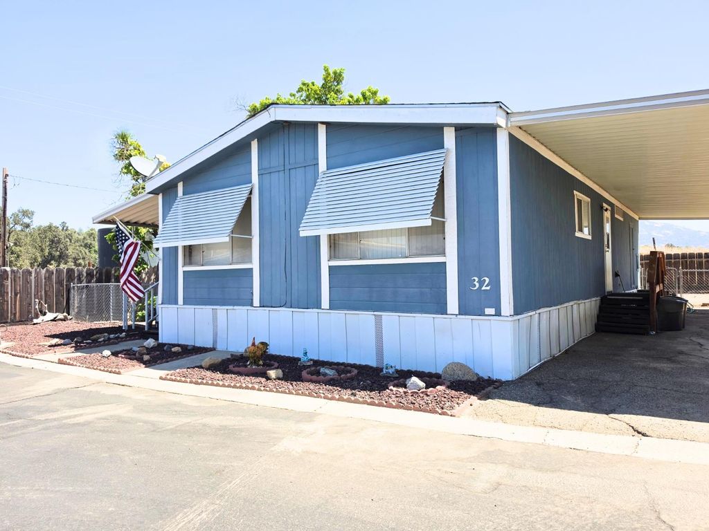 Image 17 of property listing at 30501 Auberry Road # 32, Auberry, CA 93602