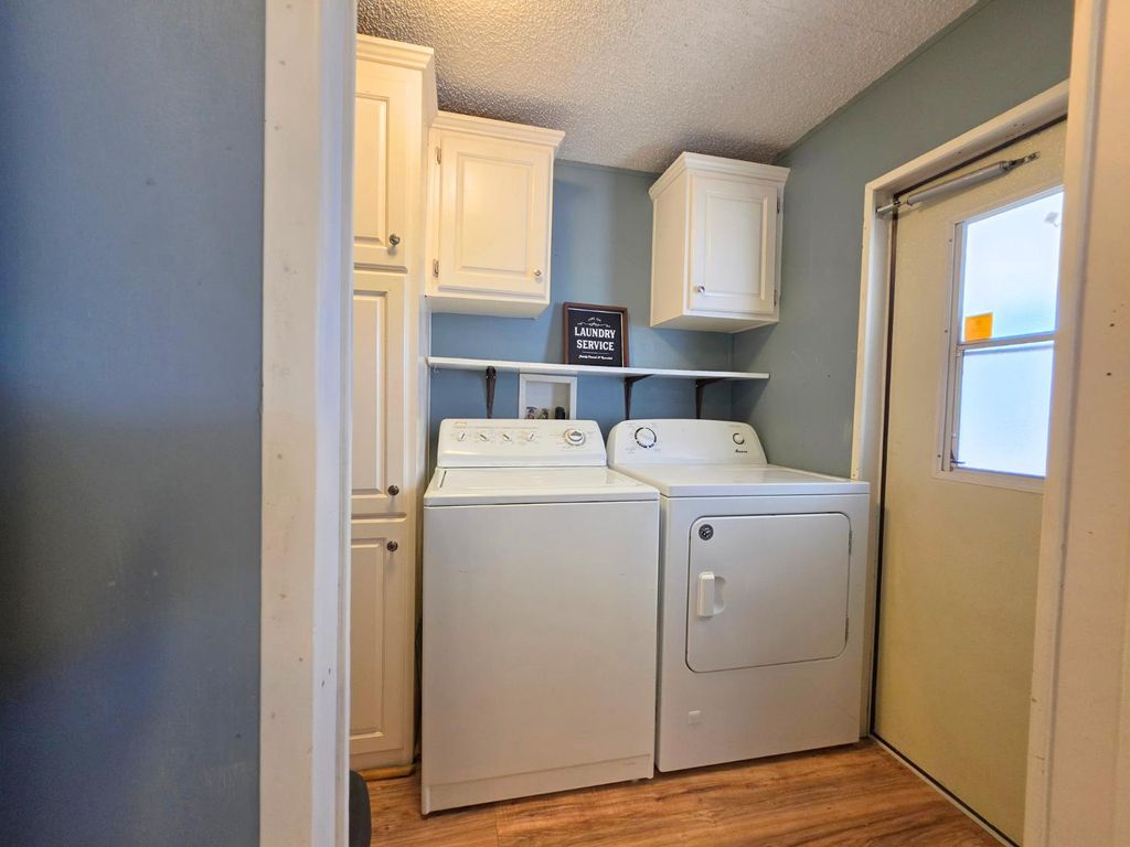 Image 9 of property listing at 30501 Auberry Road # 32, Auberry, CA 93602