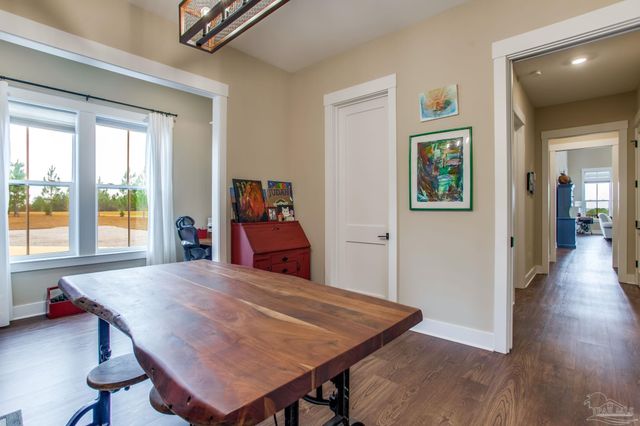 2110 Molino Bridge Rd, Pace, FL 32571