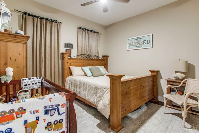 2110 Molino Bridge Rd, Pace, FL 32571