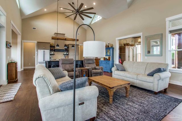 2110 Molino Bridge Rd, Pace, FL 32571