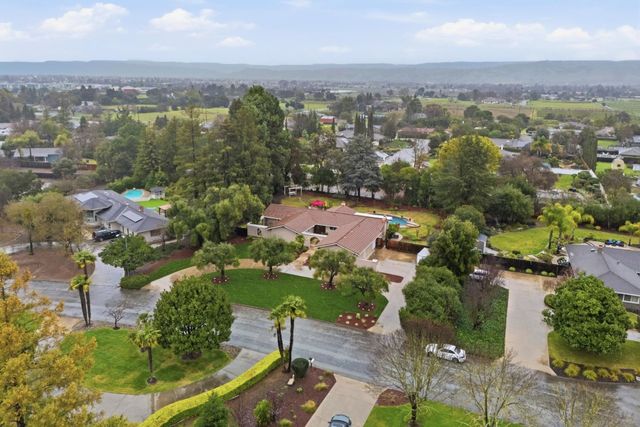 14660 Gallant Fox Way, Morgan Hill, CA 95037