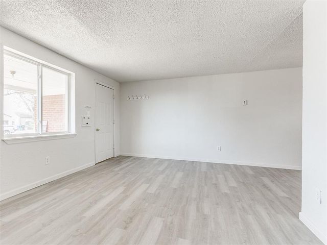 1104 Stansell Drive, Midwest City, OK 73110