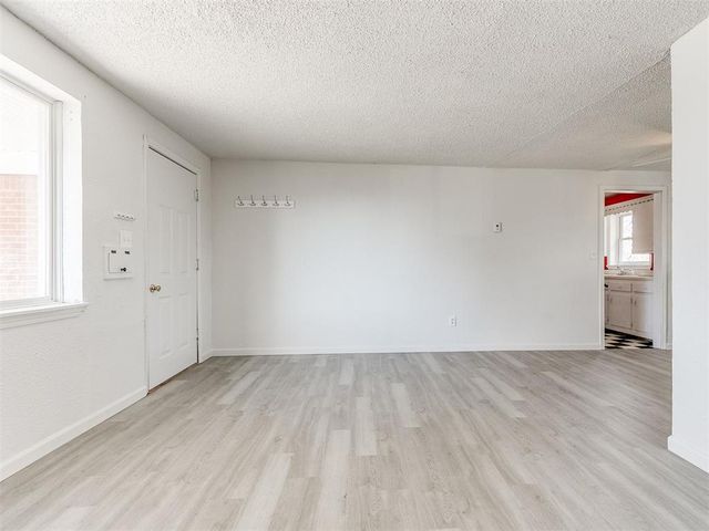 1104 Stansell Drive, Midwest City, OK 73110