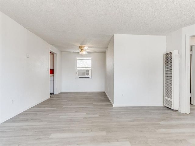 1104 Stansell Drive, Midwest City, OK 73110