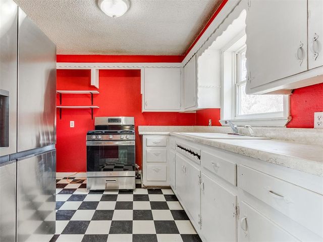 1104 Stansell Drive, Midwest City, OK 73110