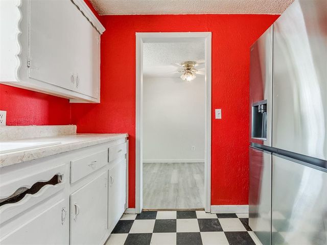 1104 Stansell Drive, Midwest City, OK 73110