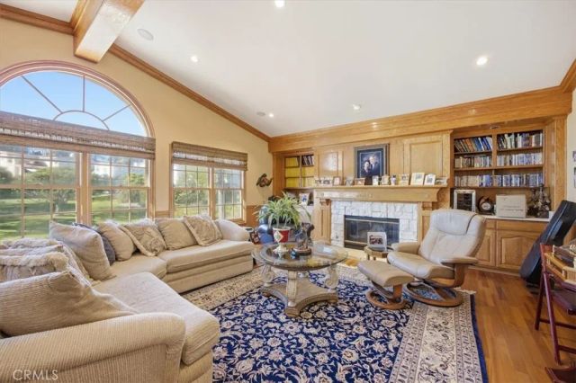 2 Avenida De Olma, Rancho Palos Verdes, CA 90275