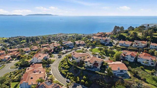 2 Avenida De Olma, Rancho Palos Verdes, CA 90275