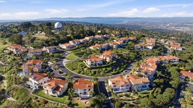 2 Avenida De Olma, Rancho Palos Verdes, CA 90275