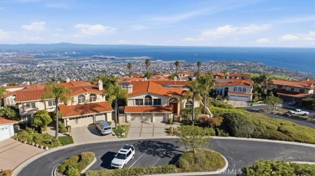 2 Avenida De Olma, Rancho Palos Verdes, CA 90275