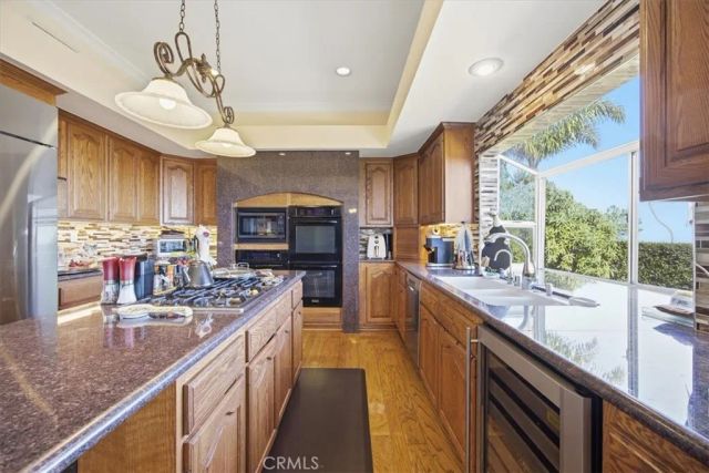 2 Avenida De Olma, Rancho Palos Verdes, CA 90275