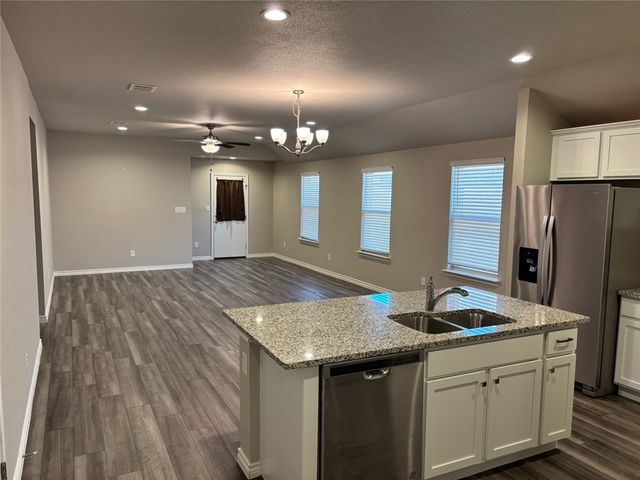 7326 Tristan Dr, Corpus Christi, TX 78414