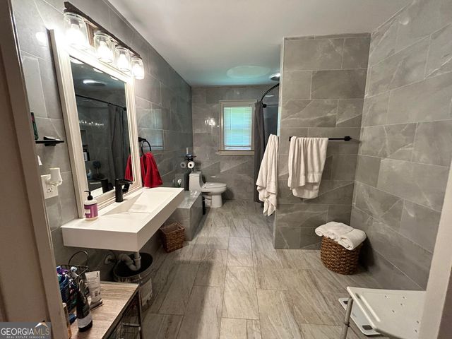 4389 & 4381 Campbell Road, Snellville, GA 30039