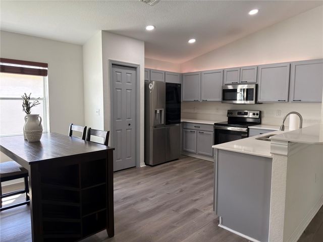 11340 SOUTHWIND LAKE DRIVE, Gibsonton, FL 33534
