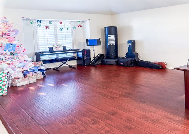 9301 Norfolk Lane, Mckinney, TX 75071