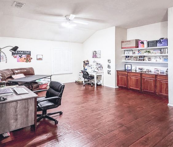 9301 Norfolk Lane, Mckinney, TX 75071