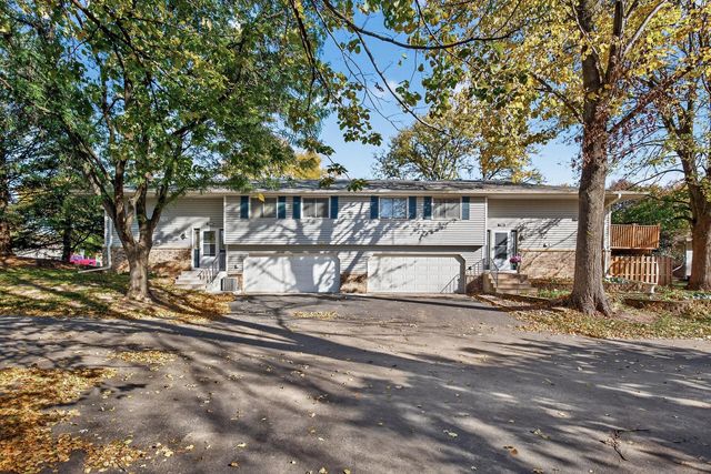 1302 Crestridge Lane N, Eagan, MN 55123