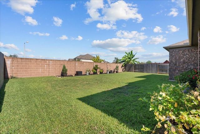 2417 Lake Mist Drive, Texas City, TX 77568