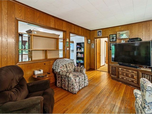 410 Main Street, Derby, VT 05830