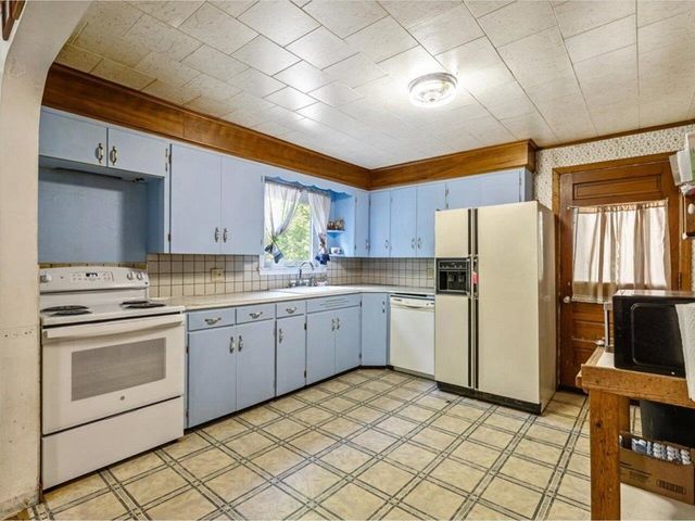 410 Main Street, Derby, VT 05830