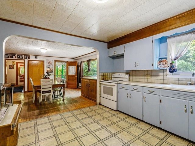 410 Main Street, Derby, VT 05830