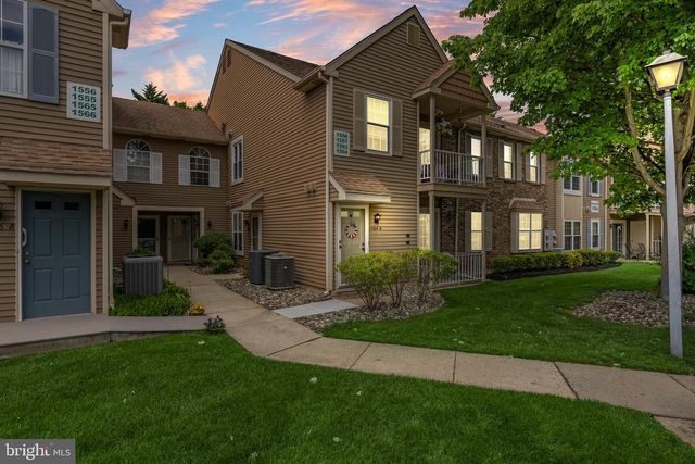 1563-A THORNWOOD DR, Mount Laurel, NJ 08054